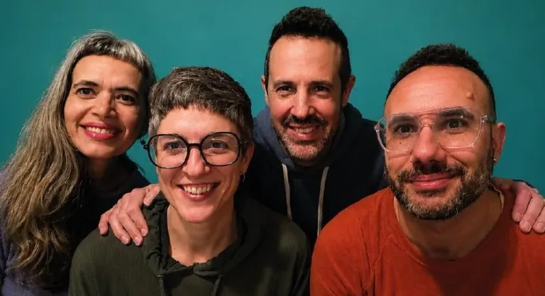 La música de nuestra tierra se adueña de La Vigil en una noche colectiva