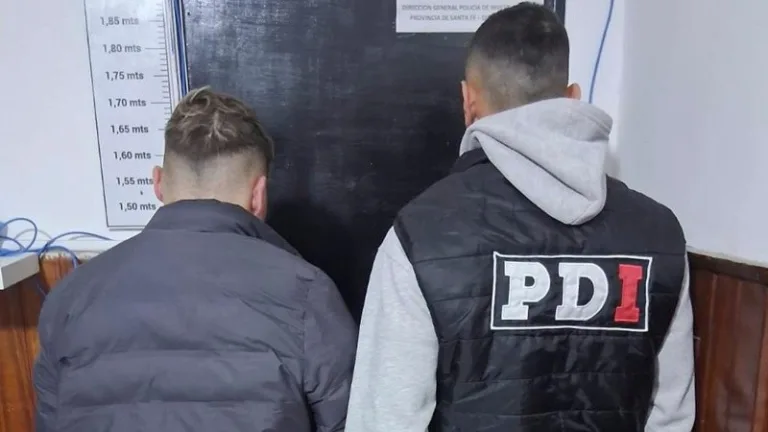 La policía detuvo al conductor del vehículo que produjo el siniestro en el que murieron tres jóvenes en Casilda