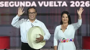 Perú vota hoy entre Keiko Fujimori y el izquierdista Roberto Sánchez