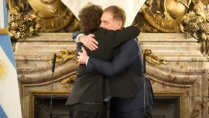 Nueva era libertaria: Santilli juró como nuevo jefe de Gabinete con Adorni en primera fila