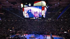 Encestado: abuchearon a Trump en las finales de la NBA y además se durmió
