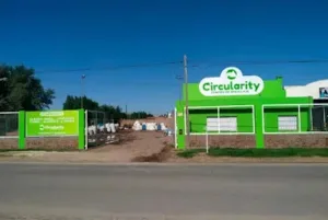Río Cuarto: la aparición de un bloque de uranio obligó a evacuar una planta de reciclaje y a aislar a ocho personas