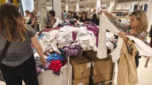 Otro dato negativo: las ventas minoristas bajaron 1,2% interanual en mayo