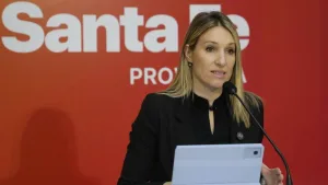 Sigue controversia: gobierno celebró fallo por "flagrancia virtual", aunque camarista fustigó dichos de vocera
