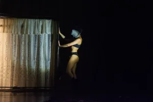 El Festival de Teatro de Rafaela renovó su virtuoso ritual y sumado a la euforia mundialista agotó todas las funciones