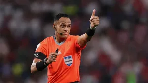 Quién es Ismail Elfath, el árbitro estadounidense designado para el duelo Argentina-Inglaterra
