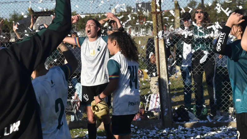 Social Lux le ganó a Defensores en Armstrong, selló su boleto a semifinales de Copa Santa Fe, donde habrá duelo rosarino ante Adiur