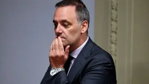 Caso Adorni: confirmaron que gastó 139 millones de pesos con tarjetas de crédito durante su gestión