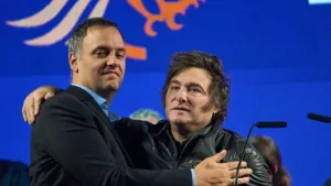 Desaprobación al gobierno de Milei: encuesta marca que casi la mitad de los argentinos ya ve a la corrupción como el mayor problema de la Argentina