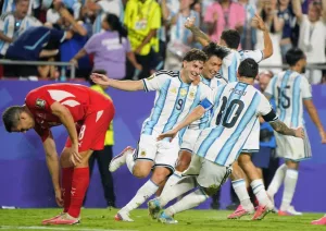 Un relojito argentino: la Scaloneta debió trabajar más de la cuenta ante Suiza, ganó 3-1 y se metió en semifinales del Mundial