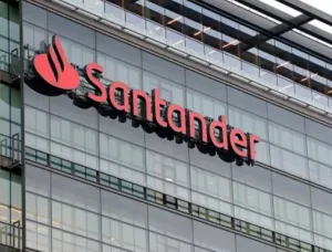 Orden judicial contra Banco Santander: deberá suspender los débitos a una clienta