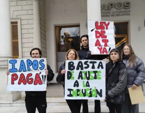 Prestadores de Iapos reclaman un aumento del 100% y denuncian deudas pendientes de la obra social