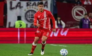 Otra cara nueva en el Parque: Lucas Gómez se convirtió en refuerzo de Newell's y así Kudelka tendrá más variantes en el mediocampo