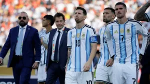 La Selección argentina regresa al país, pero sin Messi