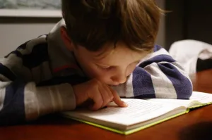 Llega la Feria de libros infantiles y juveniles: "Volver a leer en papel y encontrarse con los libreros"