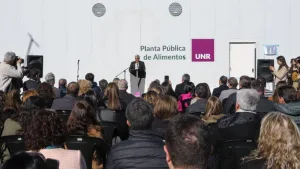 La UNR inauguró su Planta Pública de Alimentos