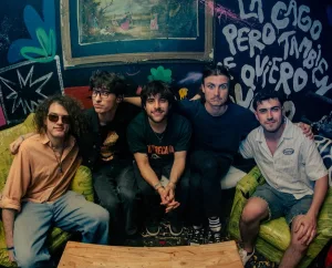 "La particularidad de nuestros recitales es que la gente que va, luego termina siendo amigos nuestros porque después siempre nos vamos a tomar algo y se arma un colectivo"