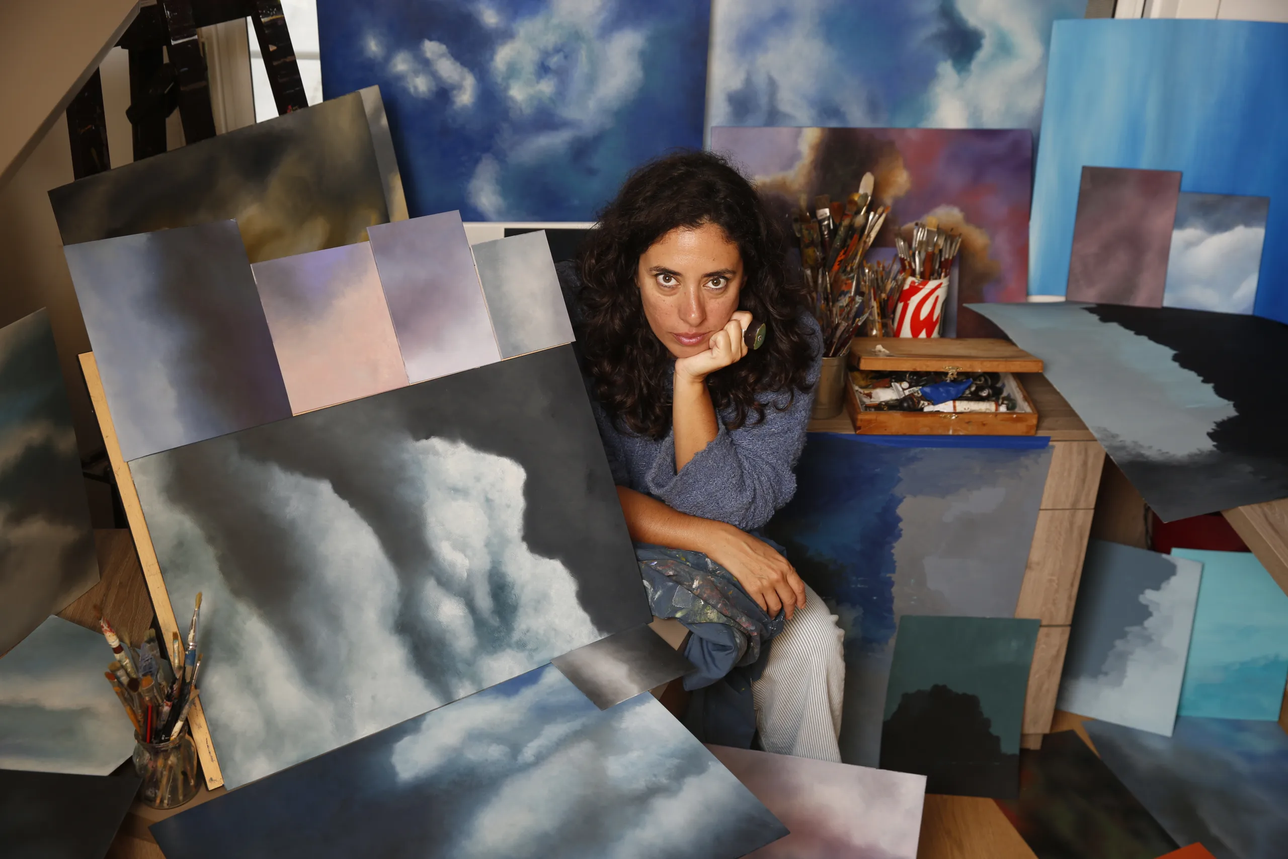 La artista plástica Maite Acosta inaugura su muestra de pinturas al óleo "Gen" en el Cultural Contraviento