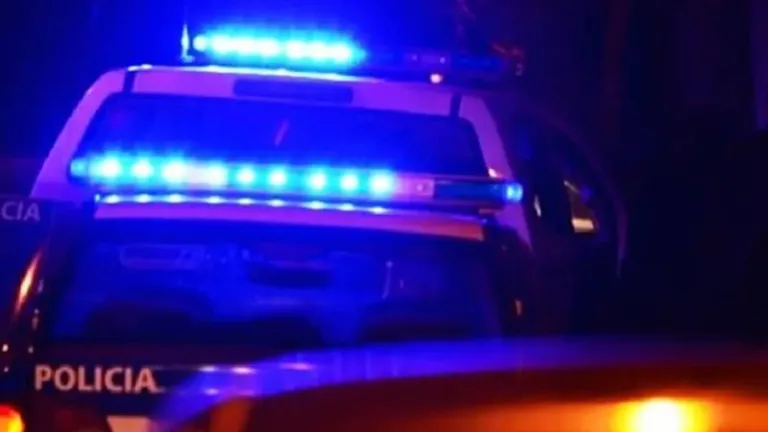 Movil de POLICIA