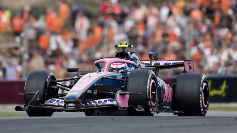 Colapinto quedó decimocuarto en un accidentado Gran Premio de Países Bajos