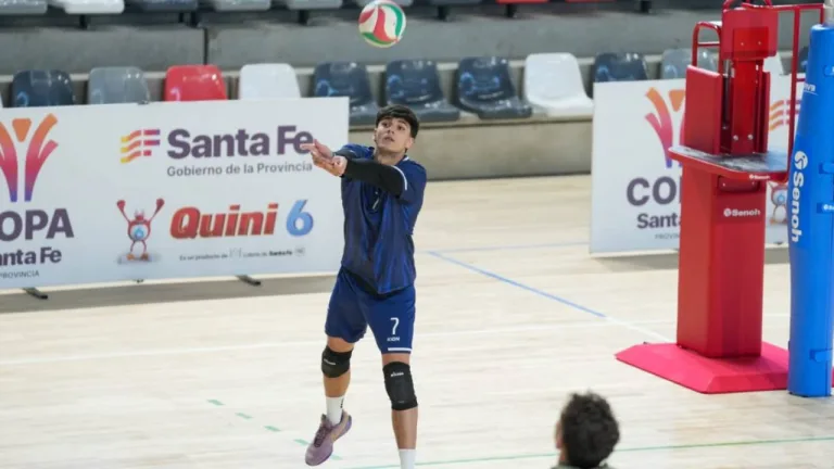 Invencible Rosario: la Copa Santa Fe de vóley masculino inauguró el nuevo estadio multipropósito