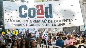 Conflicto universitario: docentes de la UNR paran este miércoles y toda la semana que viene