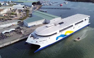 Así es el ferry eléctrico más grande del mundo: cruzará el Río de la Plata para unir Argentina con un destino histórico