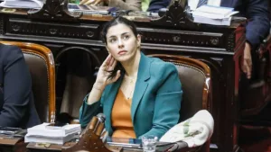 Marcela Pagano amplió su denuncia penal contra Milei por “desvío sistemático” de fondos públicos