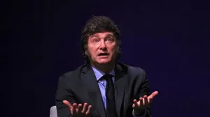 Milei volvió a relativizar el endeudamiento de las familias argentinas: "Es una transacción entre privados"