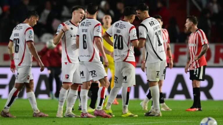 En la previa del Clásico, Newell's se trajo un punto valioso en su visita ante Estudiantes