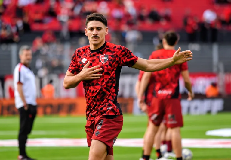 Las premisas claras: Newell's, con el once confirmado, recibe a Boca con la obligación de conseguir un triunfo y mejorar el nivel futbolístico