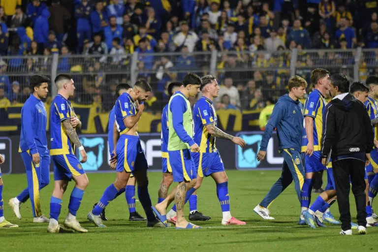 Gigante enojado: Central perdió con Gimnasia y defraudó en el aperitivo al Clásico
