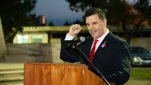 El intendente de Roldán, Daniel Escalante