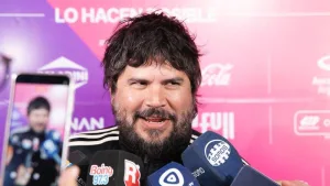 “Rosario y todo lo que está pasando con los Juegos, es genial”: Santiago Motorizado actúa en el Fan Fest