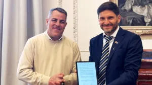 El gobernador Maximiliano Pullaro y el intendente Martín Gherardi