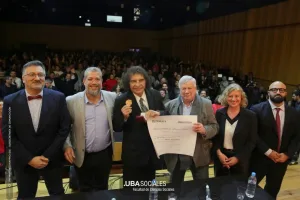 Alejandro Dolina recibió el Doctorado Honoris Causa de manos de la Universidad Nacional de Buenos Aires