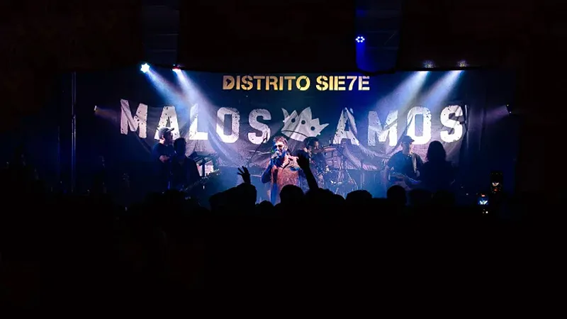El espíritu de Patricio Rey vuelve a encender la escena rosarina a 40 años de “Oktubre” con Malos Amos