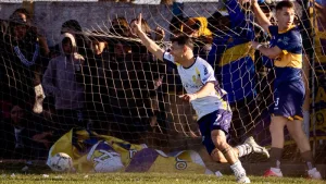 Lautaro Lázaro habló del triunfo de Belgrano en el Clásico de Serodino en “Fútbol R”