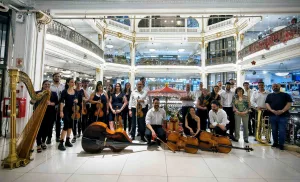 De la sorpresa urbana al escenario: Mielina presenta “Clásicos de la Música Clásica”