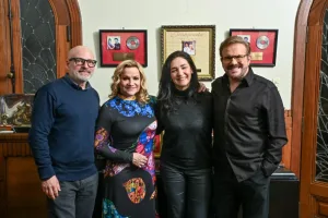 ¡No podía faltar! En la era de la biopics, la realizadora Lorena Muñoz dirigirá “Pimpinela: el origen de la leyenda”