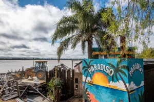 Costa norte: demuelen el antiguo bar Paradiso y avanzan con las obras