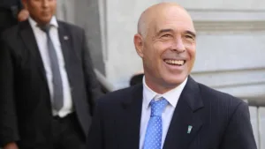 Por los viajes de Milei y Villarruel, Bartolomé Abdala quedará a cargo del Ejecutivo