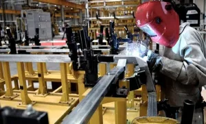 La actividad metalúrgica cayó 6,1% en agosto y tocó un nuevo piso