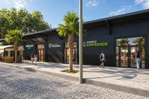 Se inaugura Puerto Emprende junto a 400 emprendedoras y emprendedores locales