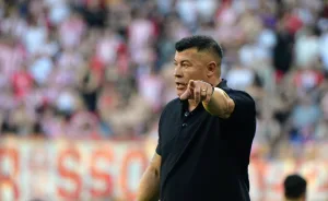 Jorge Almirón: "El grupo lo tiene muy merecido, el equipo trabaja muy bien"