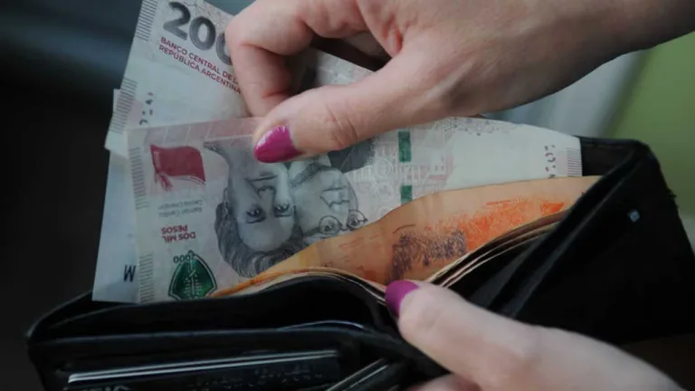 Nueva encuesta lapidaria para el gobierno de Milei: 6 de cada 10 argentinos aseguraron que su economía “está empeorando”