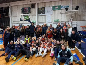 Regatas derrotó a Paganini en el inicio de la serie y todos los playoffs del femenino