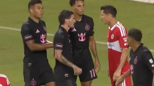 el insólito cruce entre de Paul y Lewandowski