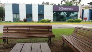 Tras el cierre de Electrolux, la UOM marcha este lunes al Ministerio de Trabajo "en defensa de los puestos laborales"