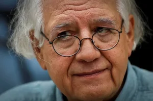 Triste despedida: a los 85 años, murió en París el destacado documentalista chileno Patricio Guzmán